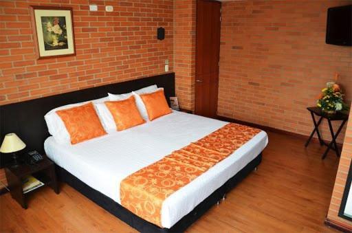 Hotel Bogota Astral Екстериор снимка