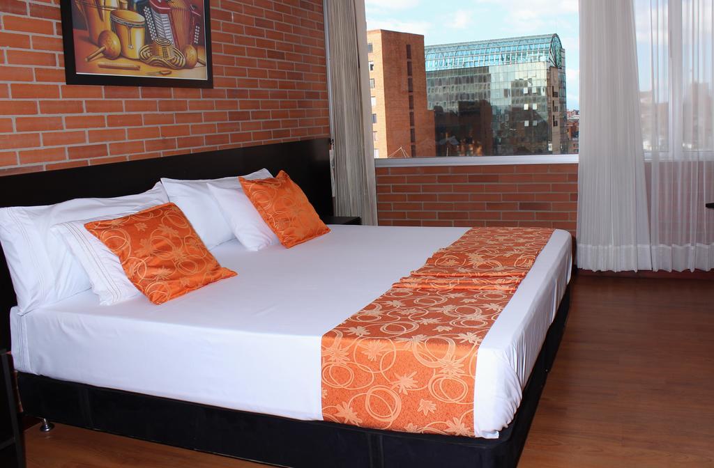 Hotel Bogota Astral Екстериор снимка